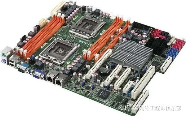 服务器内部长啥样？秘密都在这里